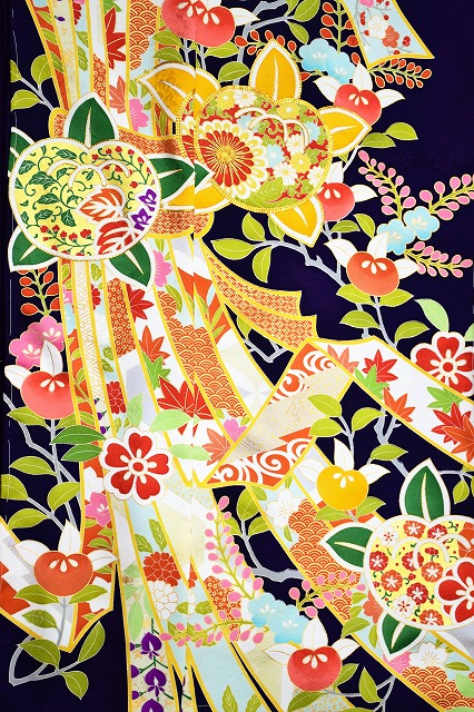 正絹糸巻、花笠、橘振袖